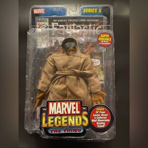 ToyBiz! Seal the thing trenchcoat charge variant marvel legends series 2!